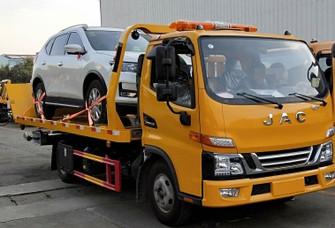 烟台拖车救援价格